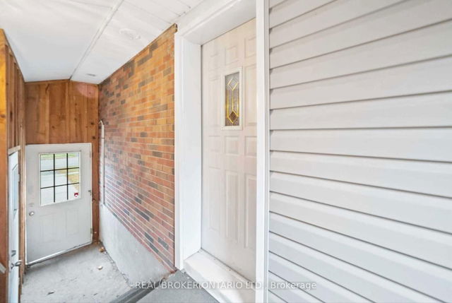 Lower - 553 Finucane Street