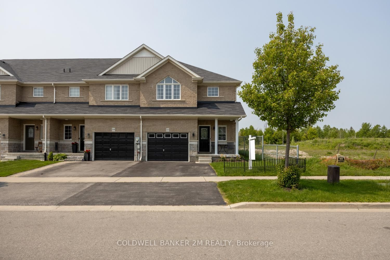 Property at 142 Daiseyfield