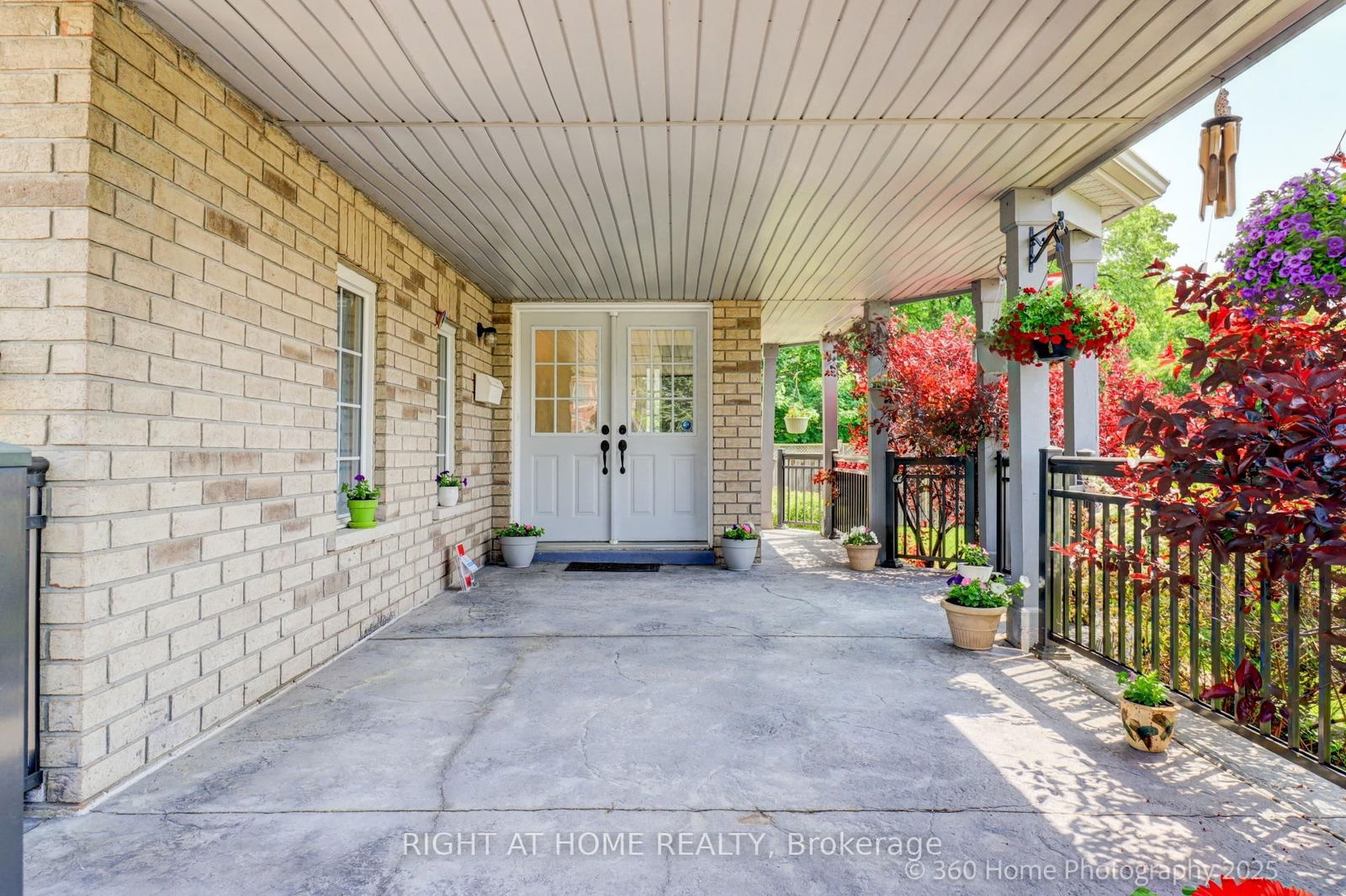 Detached House for sale at 1 Birchcrest Court, Toronto, L'Amoreaux, M1W 4A4 - MLS: E12199540