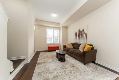 Unit 18 — 25 Heron Park Pl, Toronto - West Hill image-0-4
