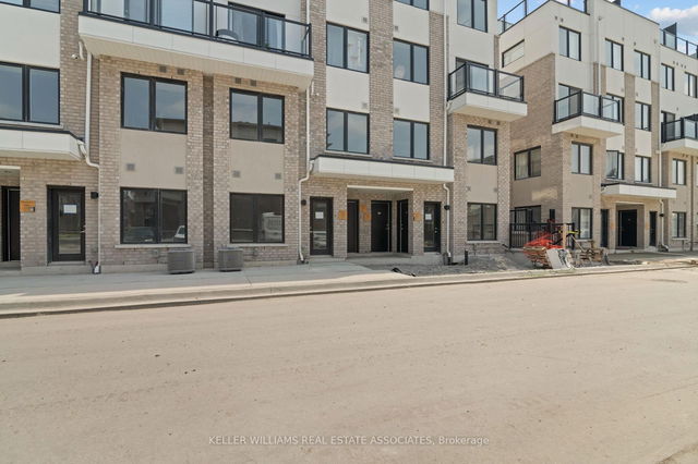 120 - 1695 Dersan Street