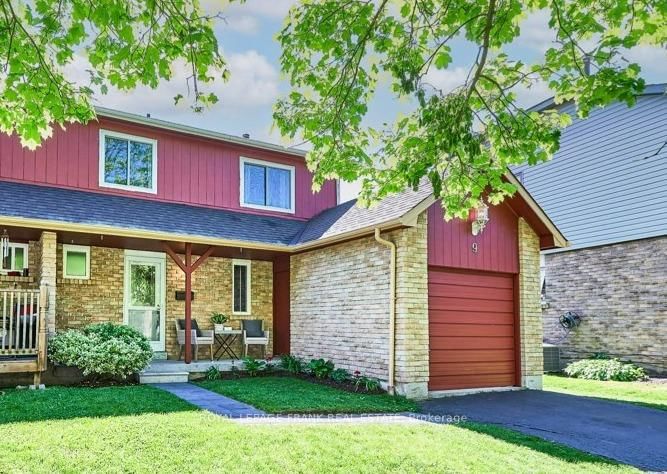 Property at 9 Beecroft