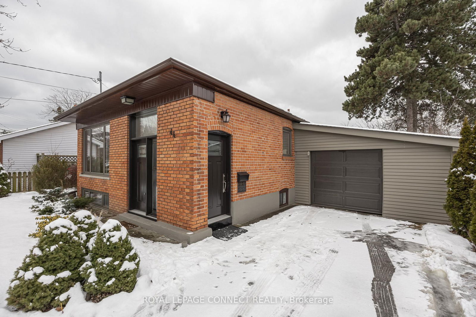 Detached House for sale at 44 Falaise Road, Toronto, West Hill, M1E 3B8 - MLS: E12199993