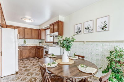 30 Phillip Ave, Toronto - Birchcliffe-Cliffside image-0-4