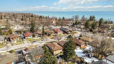 8 Cushendun Rd, Toronto - Guildwood image-0-1