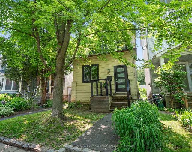 30 Hastings Avenue