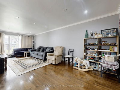 76 Lowry Sq, Toronto - Malvern image-0-3