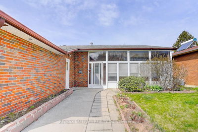50 Glendower Crct, Toronto - L'Amoreaux image-0-4