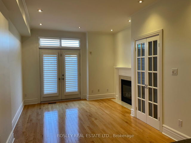 42 East York Avenue