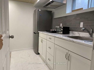 Unit Bsmt — 46 Stansbury Cres, Toronto - Bendale image-0-4