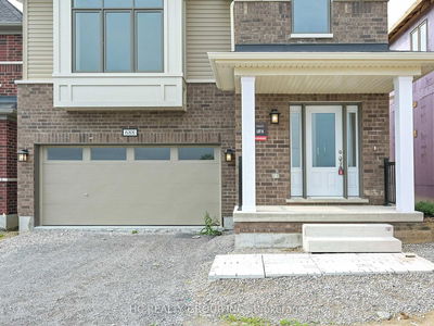 688 Grand Ridge Ave, Oshawa - Pinecrest
