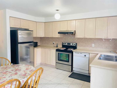 9 Salamander St, Toronto - Rouge E11 image-0-2