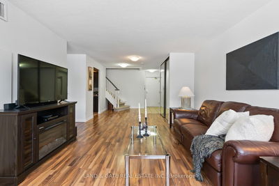 Unit 112 — 25 Cumberland Lane, Ajax - South West image-0-4