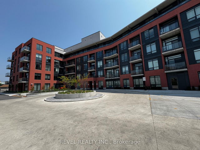 208 - 1010 Dundas Street E