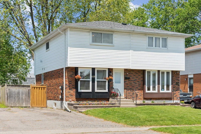 618 Radisson Ave, Oshawa - Vanier image-0-0
