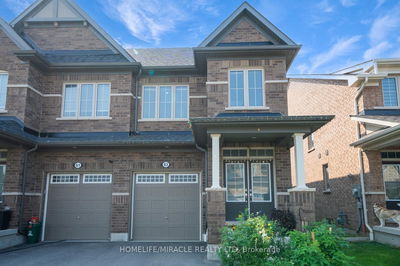 63 Auckland Dr, Whitby - Rural Whitby image-0-2