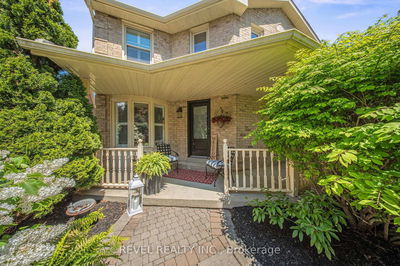 2 Patterson Cres, Ajax - Central image-0-3