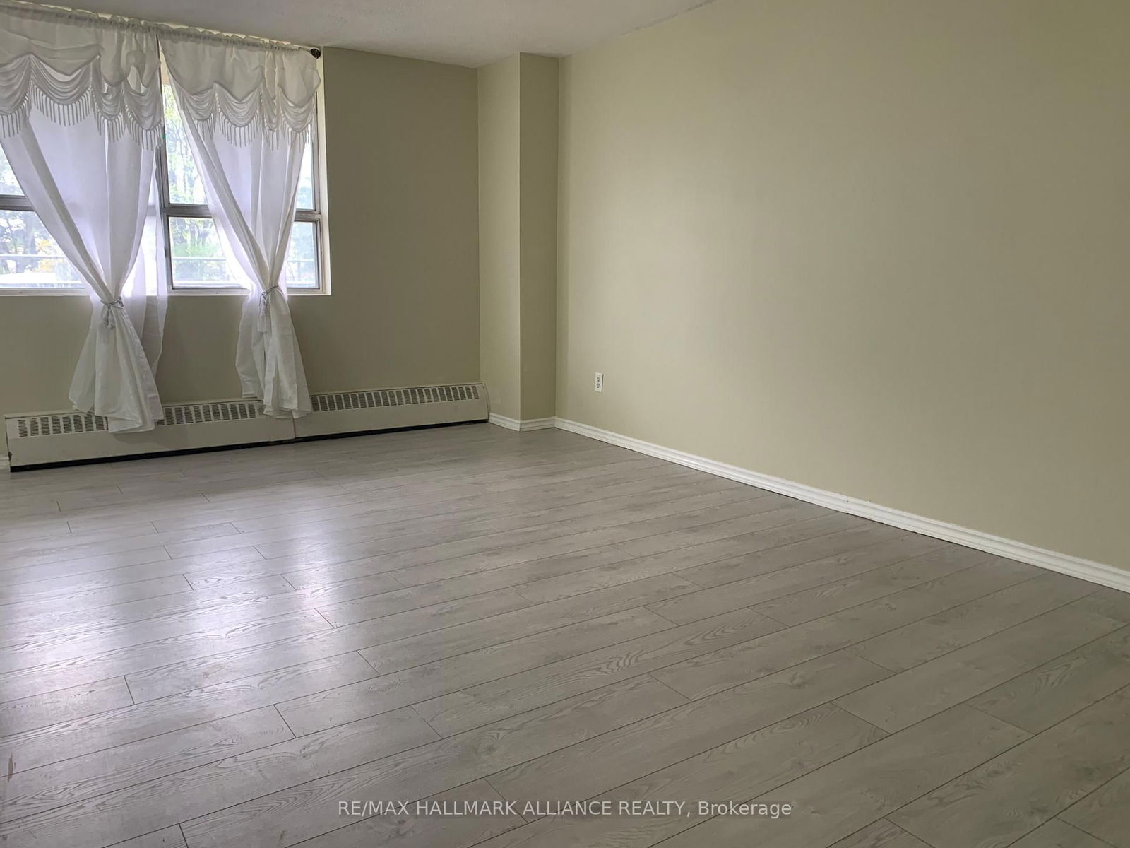 Condo for sale at 108-1950 Kennedy Road, Toronto, Dorset Park, M1P 4S9 - MLS: E12202443