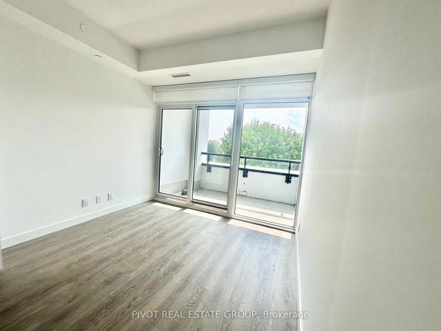 420 - 1050 Eastern Avenue