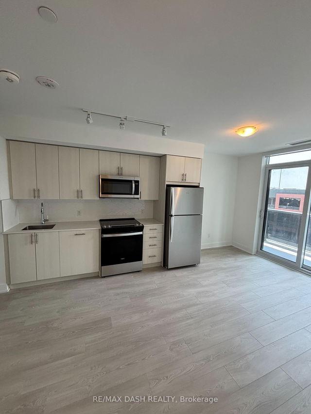 341 - 2425 Simcoe Street