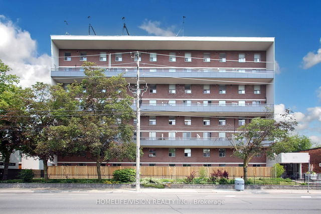 207 - 1071 Woodbine Avenue