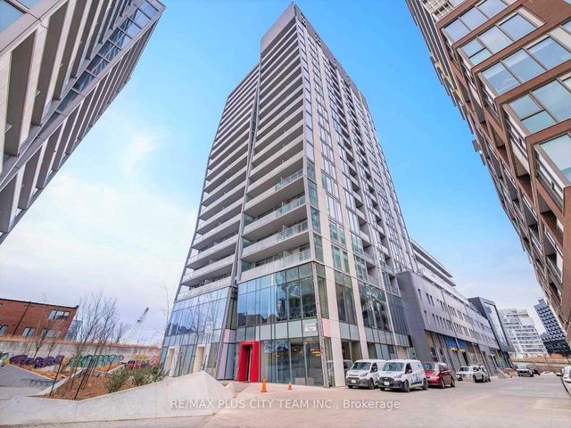 1406 - 15 Baseball Place