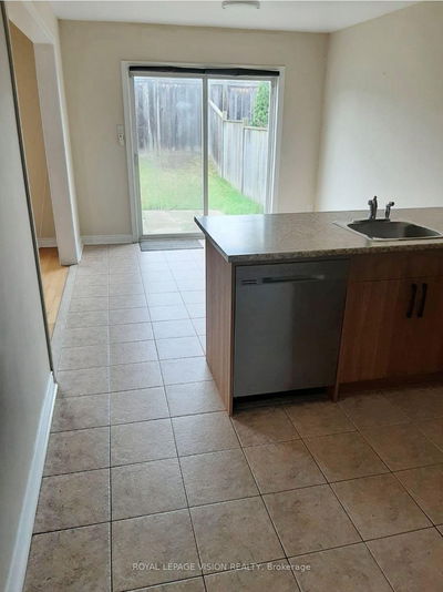 29 Tracey Crt, Whitby - Taunton North image-0-3