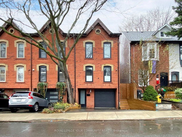 8 West Avenue