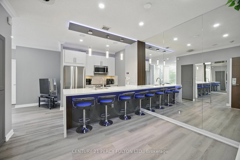 314 - 181 Village Green Sq, Toronto, M1S 0K6 | Image 2