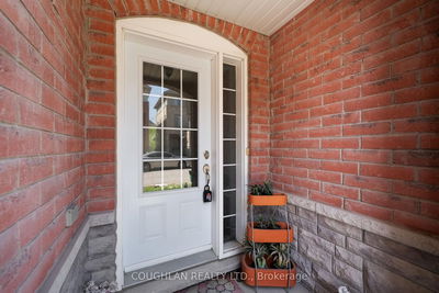 541 Rossland Rd, Ajax - Central East image-0-1