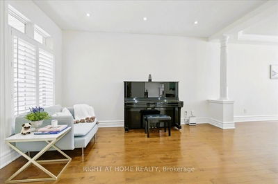 842 Primrose Crt, Pickering - Liverpool image-0-4
