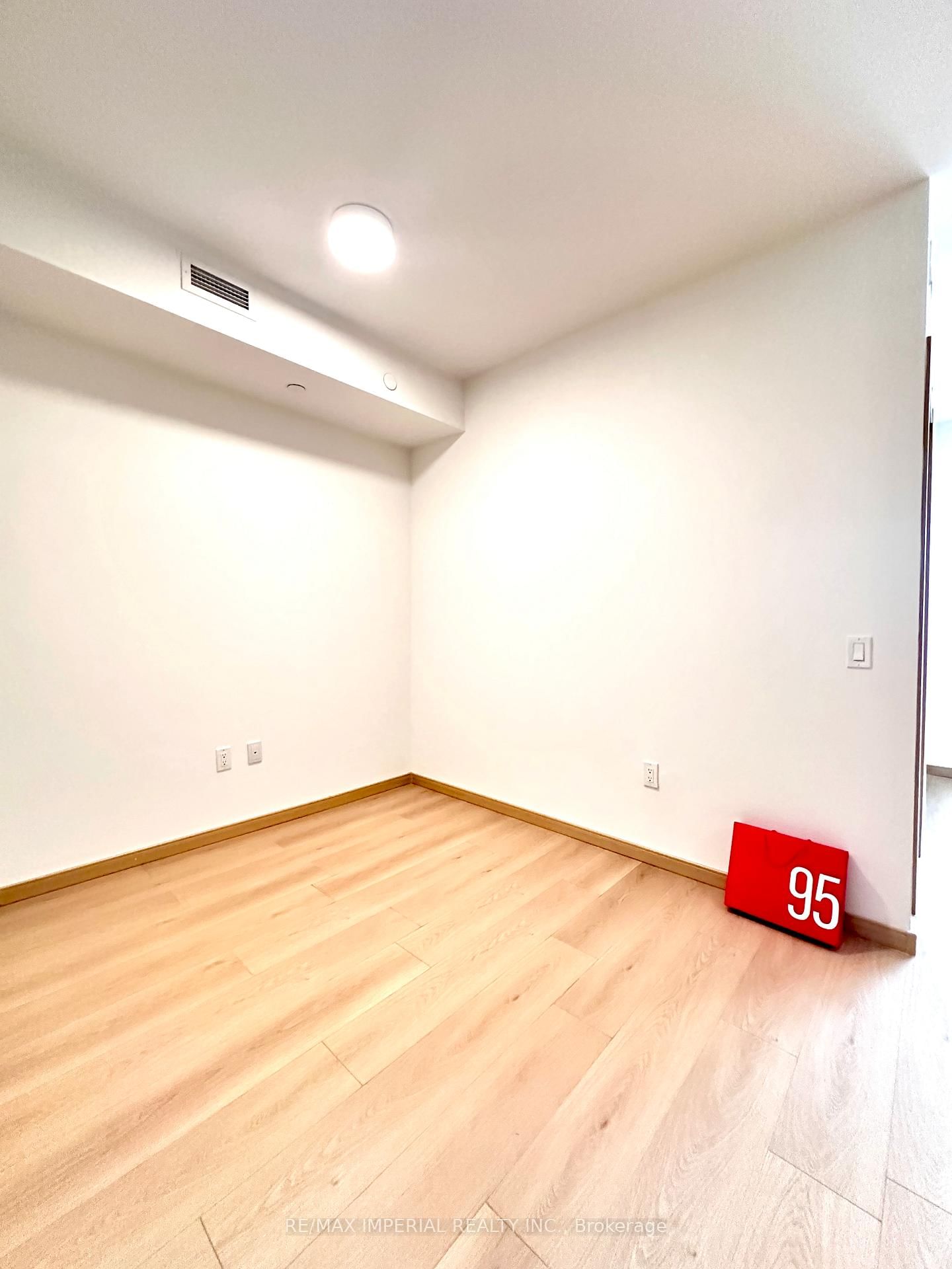 3429 Sheppard Avenue E, Unit B 810 - Photo 6