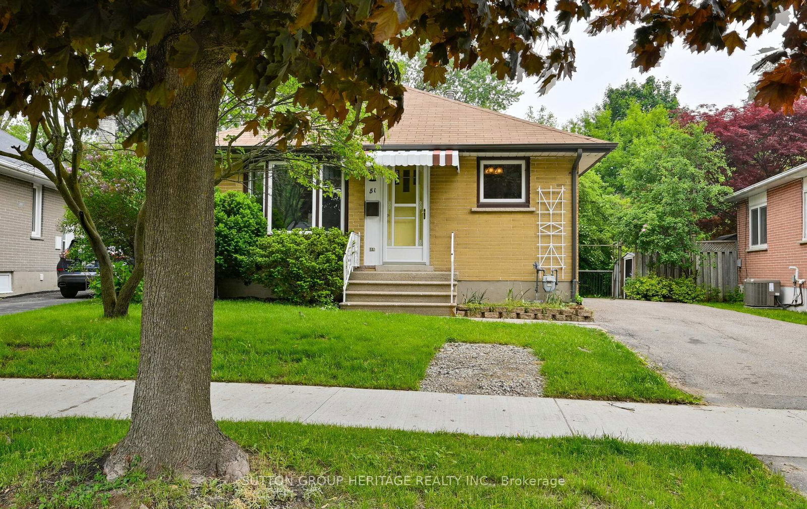 Detached House for sale at 51 Admiral Road, Ajax, South East, L1S 2N8 - MLS: E12204628
