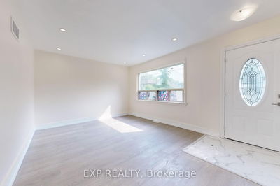 98 Natal Ave, Toronto - Birchcliffe-Cliffside image-0-3