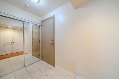 Unit 705 — 70 Town Centre Crt, Toronto - Bendale