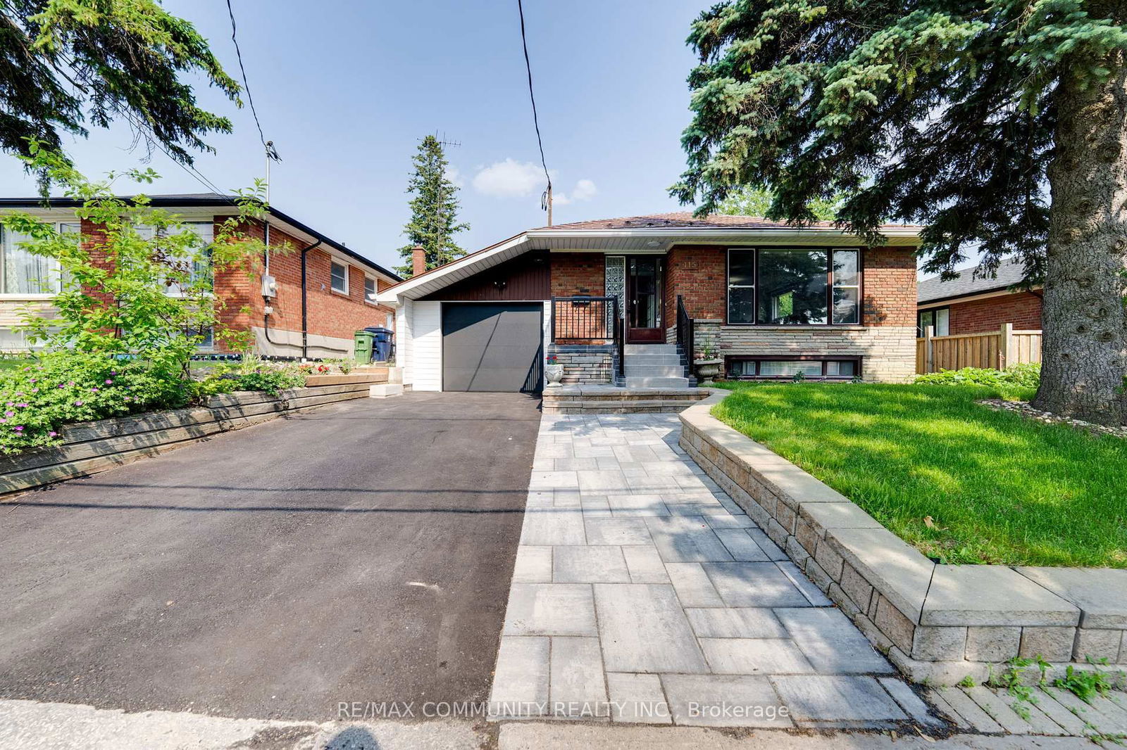 Detached House for sale at 115 Marcos Boulevard, Toronto, Bendale, M1K 5A7 - MLS: E12205601