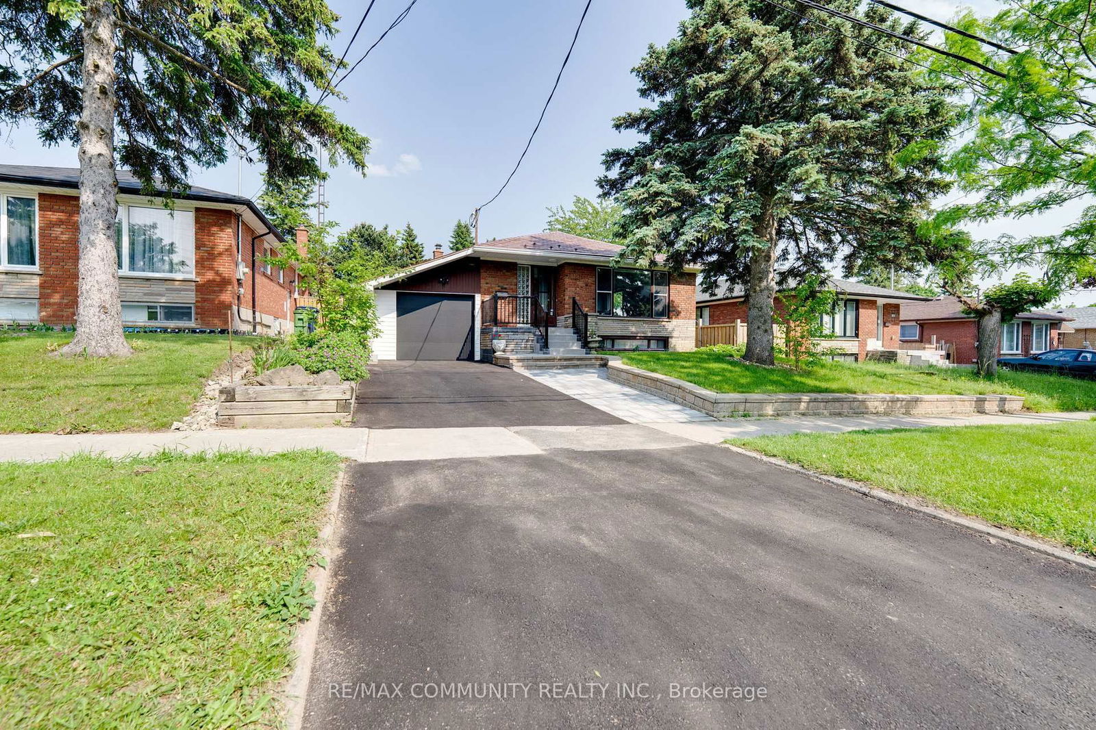 Detached House for sale at 115 Marcos Boulevard, Toronto, Bendale, M1K 5A7 - MLS: E12205601