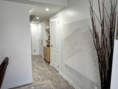 72 Ayers Cres, Toronto - Clairlea-Birchmount image-0-4