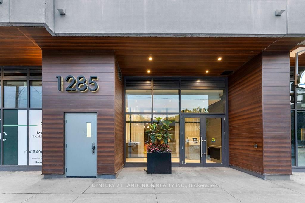 Condo for sale at 210-1285 Queen Street, Toronto, Greenwood-Coxwell, M4L 1C2 - MLS: E12205830