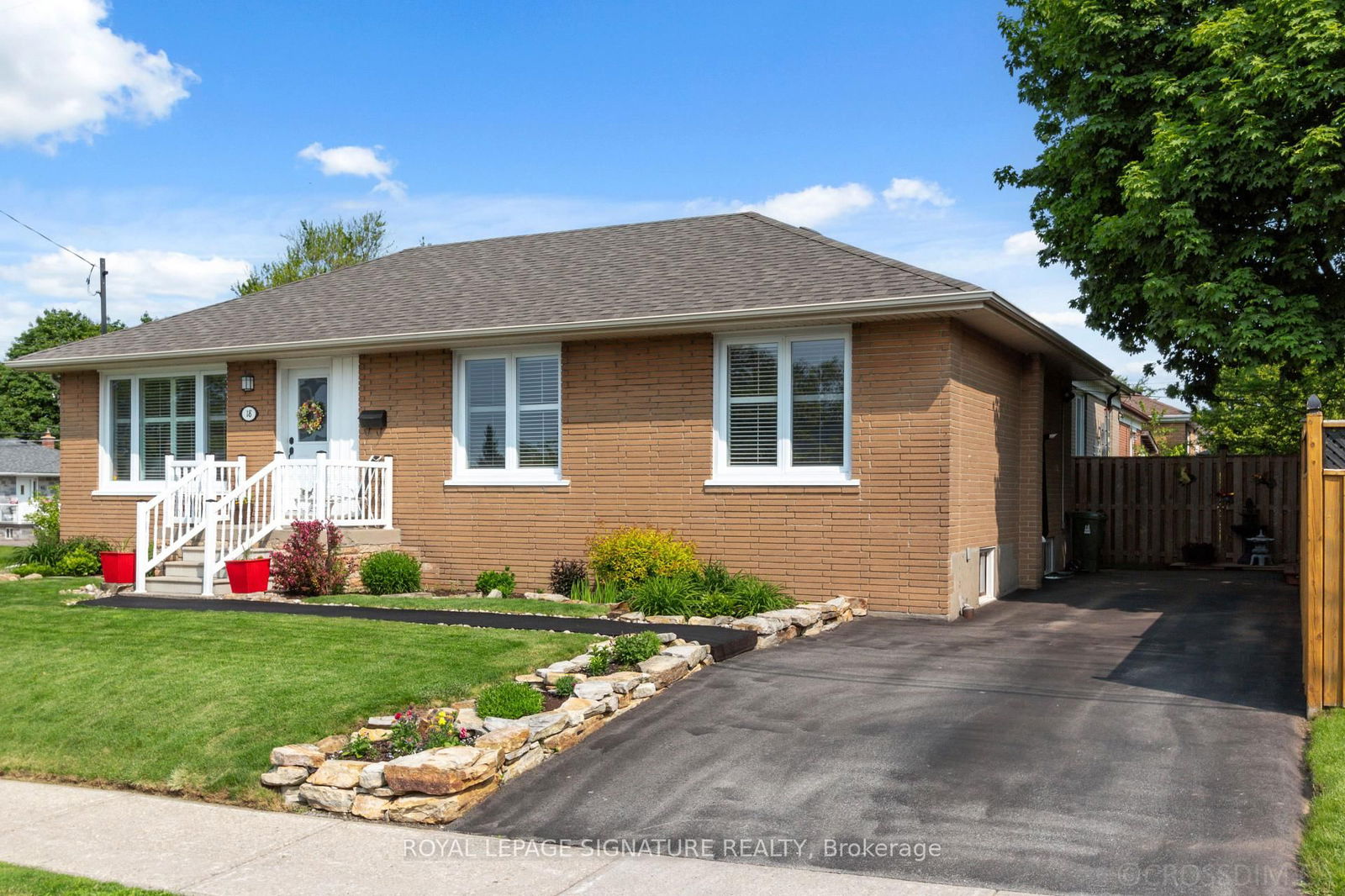 Detached House for sale at 18 Lupin Drive, Toronto, Wexford-Maryvale, M1R 4X3 - MLS: E12206174