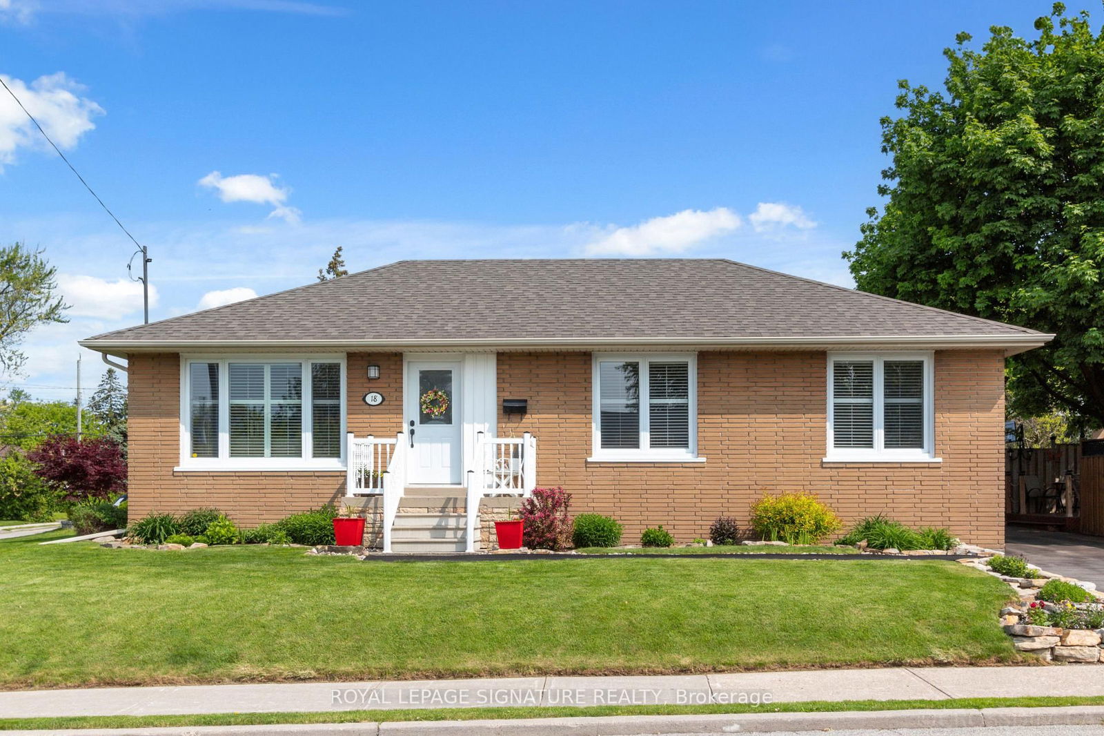 Detached House for sale at 18 Lupin Drive, Toronto, Wexford-Maryvale, M1R 4X3 - MLS: E12206174