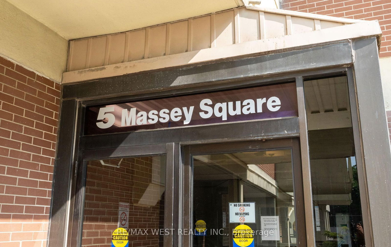 Condo for sale at 2910-5 Massey Square, Toronto, Crescent Town, M4C 5L6 - MLS: E12206184