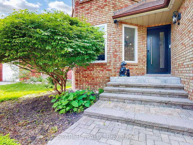 2 Angus Drive