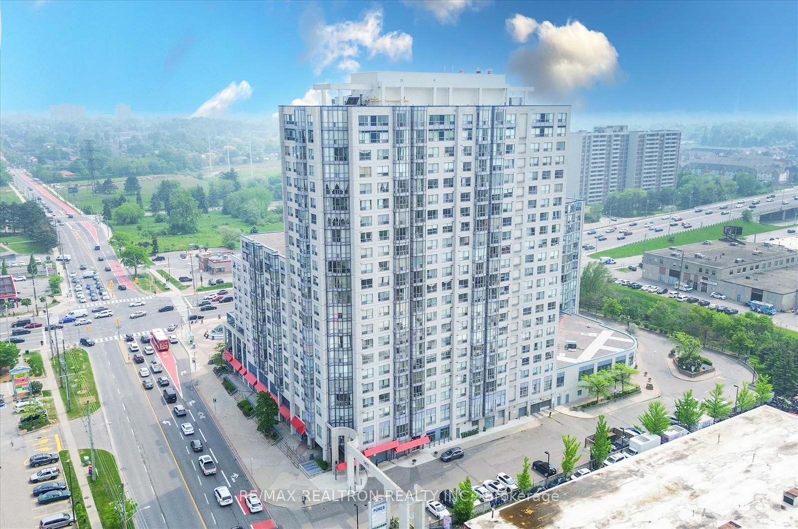 Condo for sale at 607-1470 Midland Avenue, Toronto, Dorset Park, M1P 4Z4 - MLS: E12206502