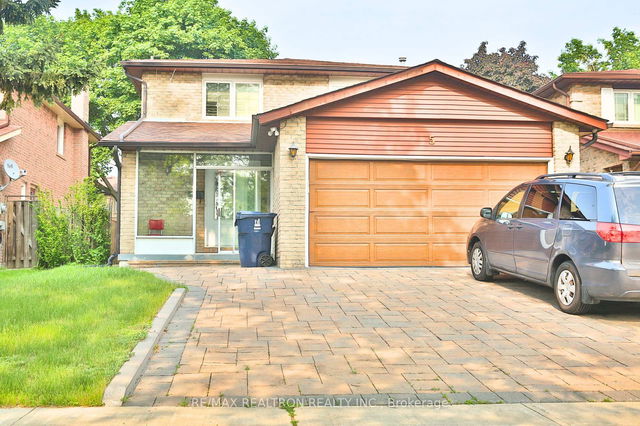 5 Braymore Boulevard