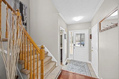33 Winchurch Dr, Scugog - Port Perry image-0-3