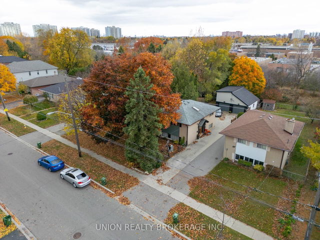 54 Oakridge Drive