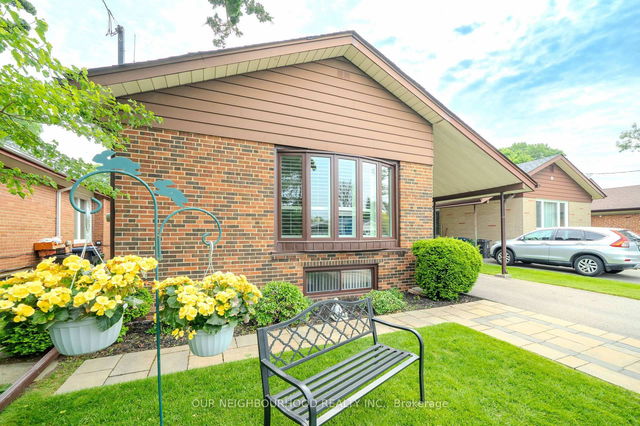 15 Penetang Crescent