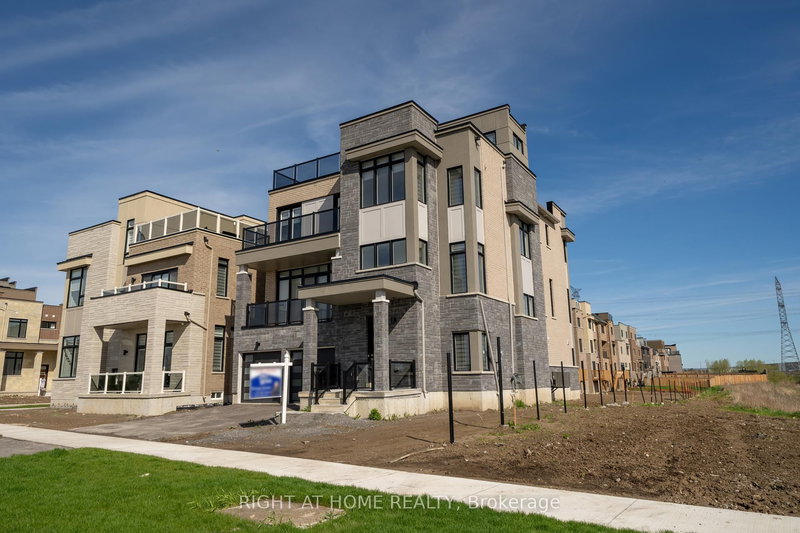 275 Port Darlington Rd, Clarington, L1C 4B1 | Image 3