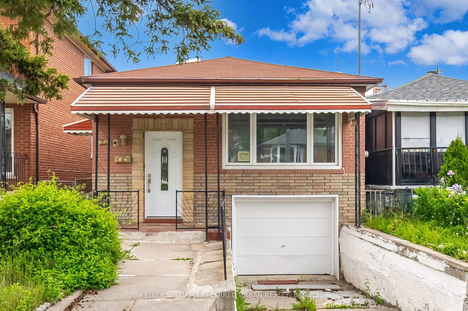 Detached House for sale at 91 Laurel Avenue, Toronto, Kennedy Park, M1K 3J8 - MLS: E12208086